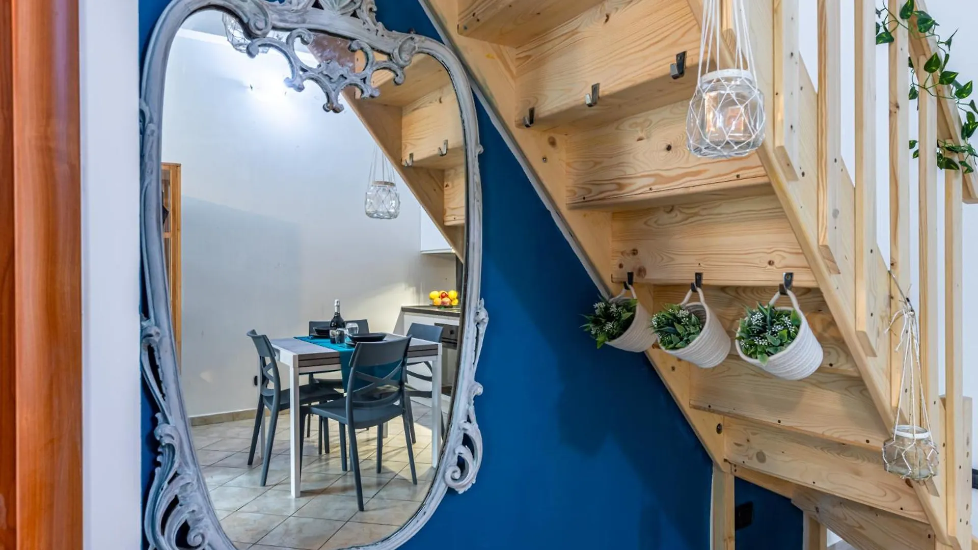 House Ladder Apartment Sesto San Giovanni 0*,  Italy