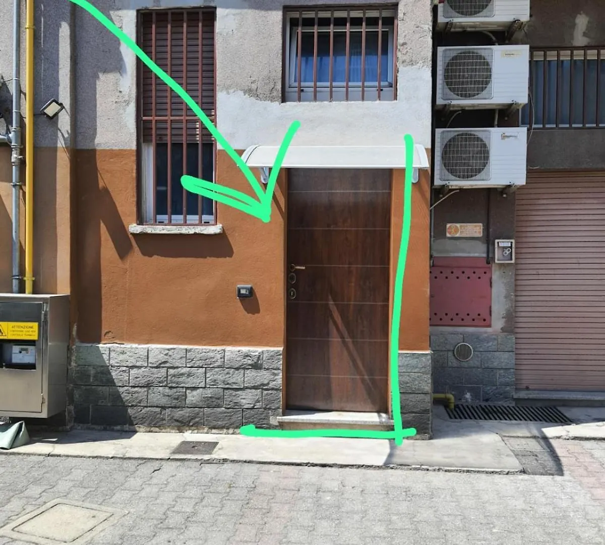 House Ladder Apartment Sesto San Giovanni